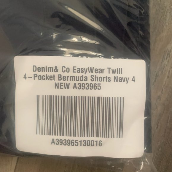 NWT DENIM & CO. EASYWEAR TWILL 4-POCKET BERMUDA SHORTS NAVY 4 - Picture 6 of 7
